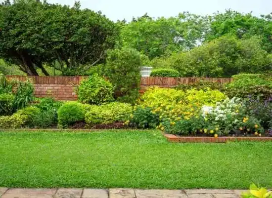 landscaping services Huntsville